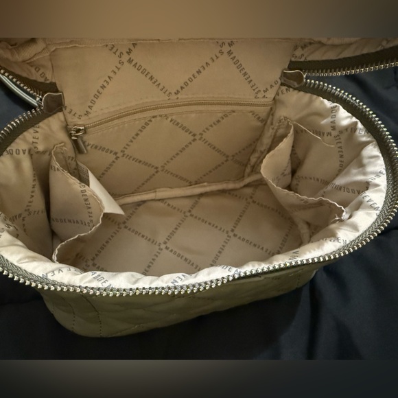 Steve Madden Olive Green Crossbody Bag - Picture 6 of 8